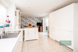 Photo 30- click for photo gallery